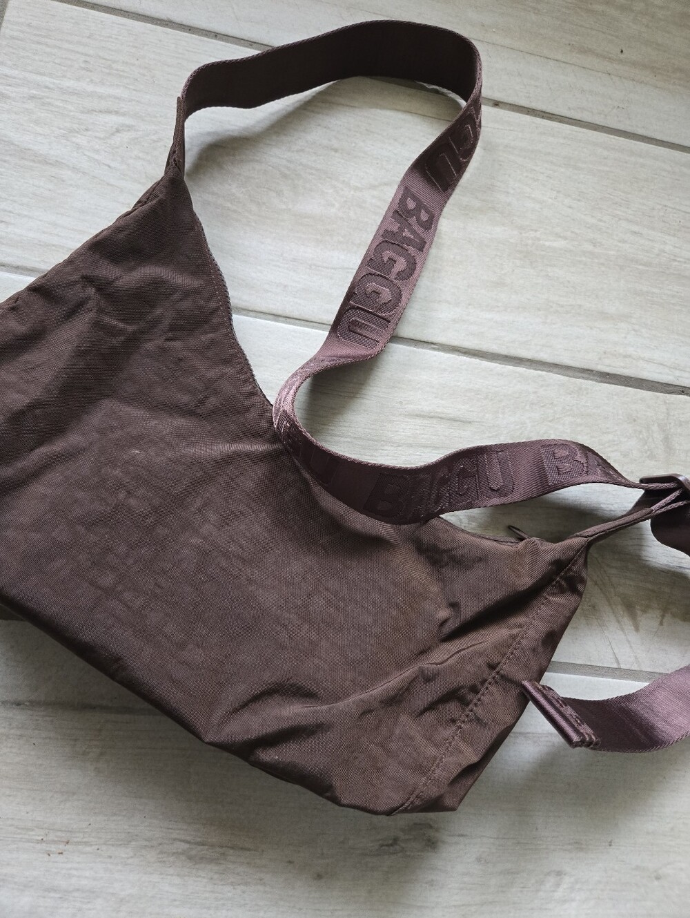 Baggu Medium Crescent Bag Brown